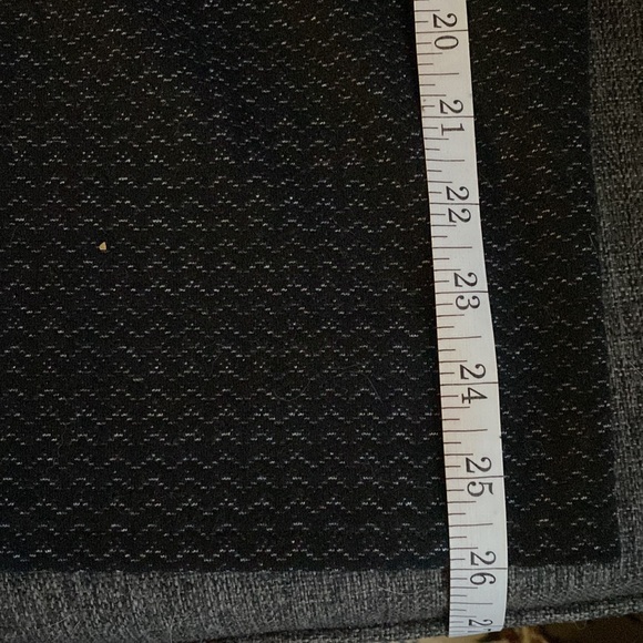 BCBG pencil skirt - Picture 3 of 4